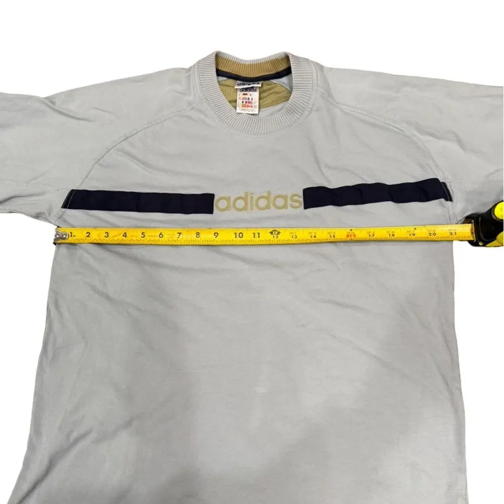 👕 Vintage-Style‎ Adidas Men’s Tee – Size M | Great Condition 💙💫